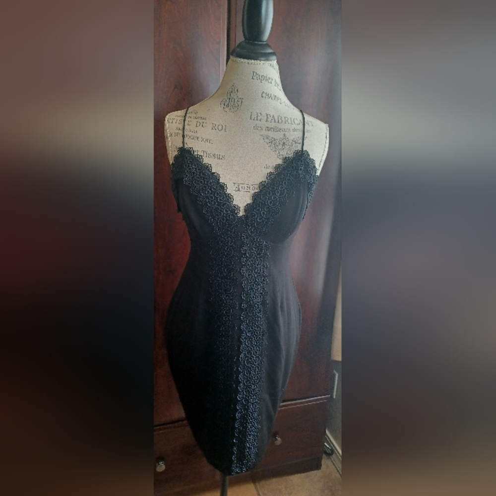 Entry little black dress with lace detail